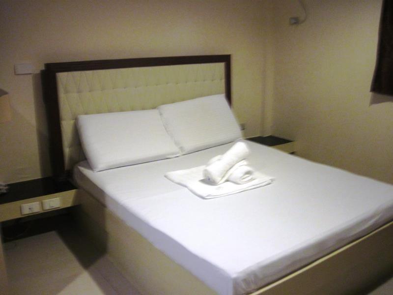 Jared Suites Upper Digos Luaran gambar